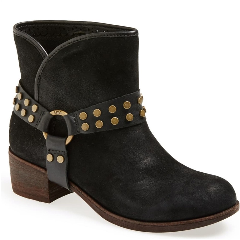 UGG Darling Harness Boots (8.5)